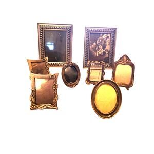 Vintage Miniature Picture Frames 6 and 2 4X3 Frames One With Vtg Pic